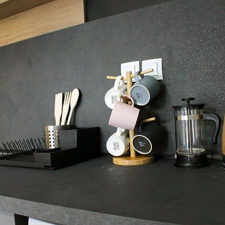 Homel Rocks -Elegant Apt 2Bd -Amazing Garden View Kalambaka Esterno foto
