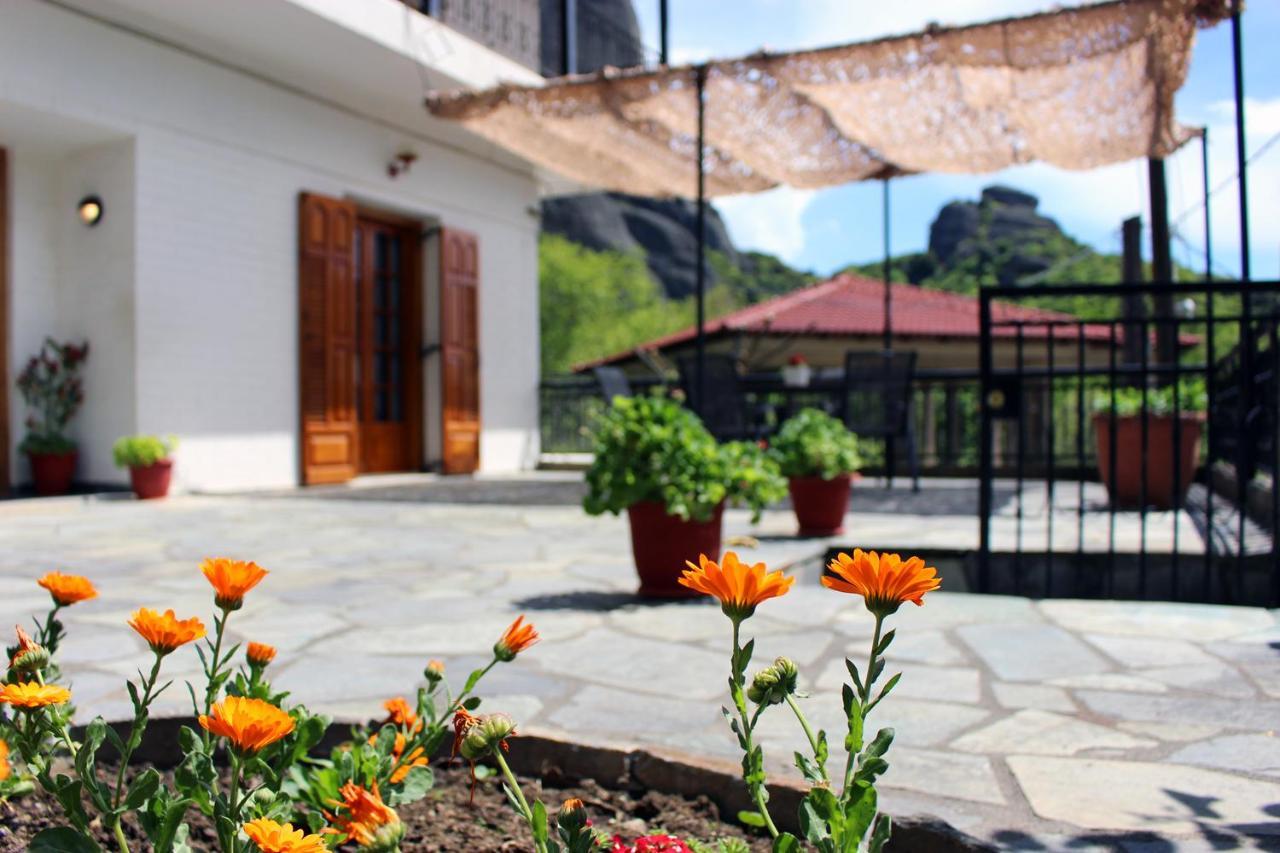 Homel Rocks -Elegant Apt 2Bd -Amazing Garden View Kalambaka Esterno foto
