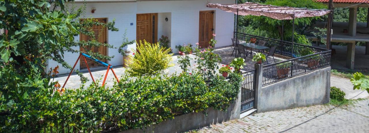 Homel Rocks -Elegant Apt 2Bd -Amazing Garden View Kalambaka Esterno foto