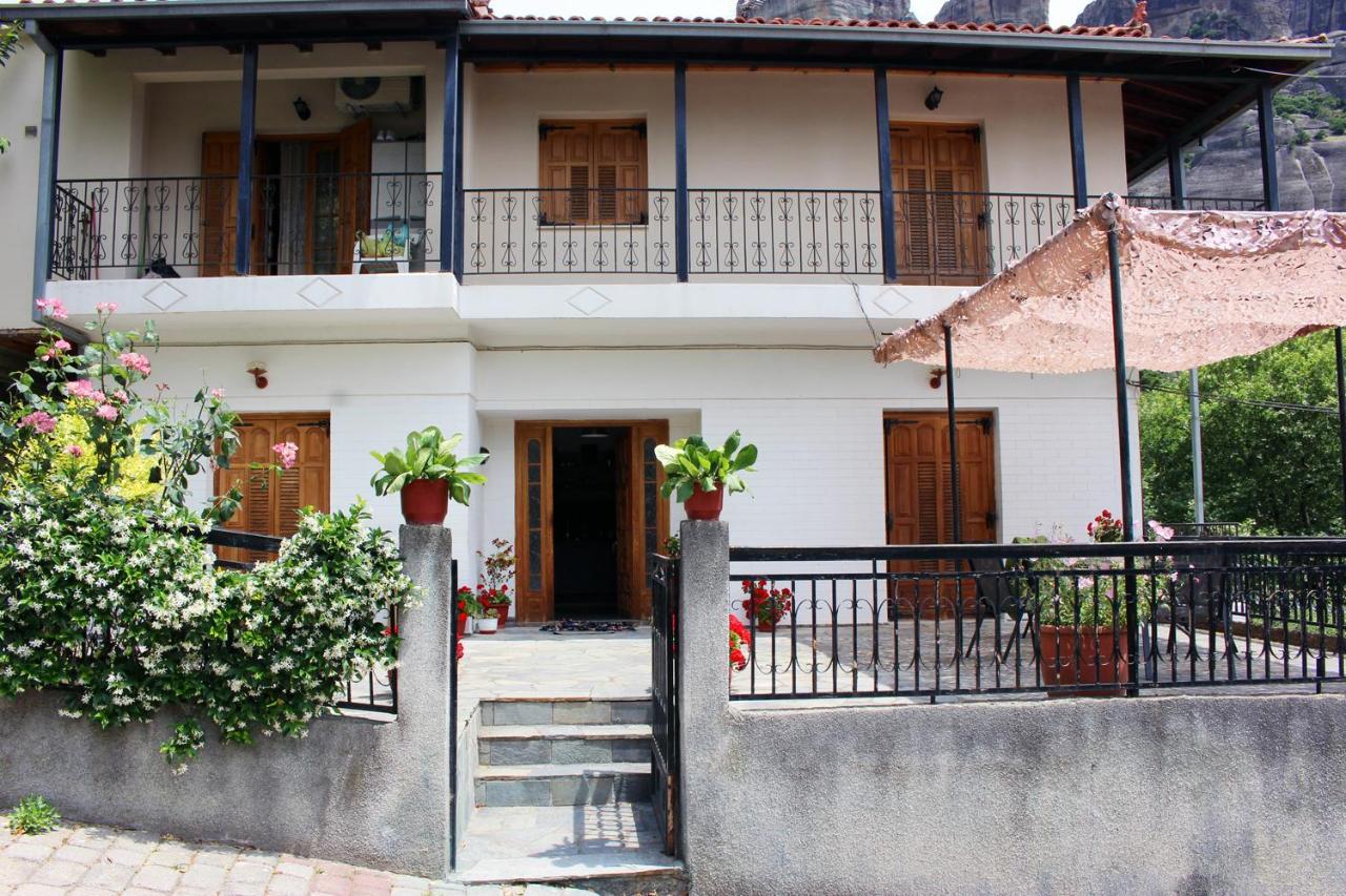 Homel Rocks -Elegant Apt 2Bd -Amazing Garden View Kalambaka Esterno foto