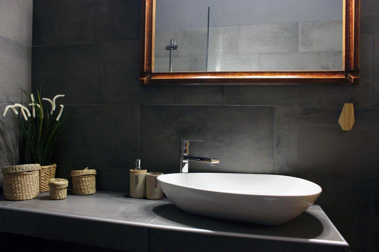 Homel Rocks -Elegant Apt 2Bd -Amazing Garden View Kalambaka Esterno foto