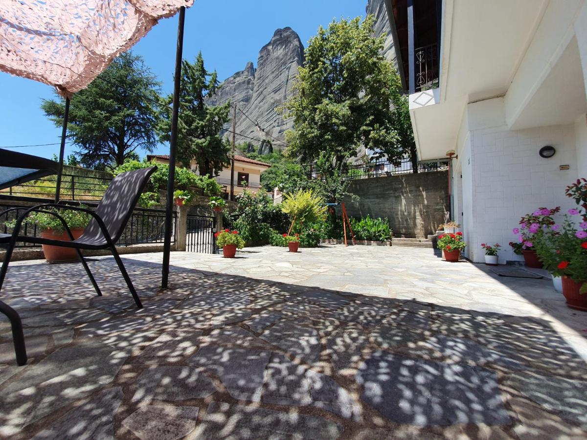 Homel Rocks -Elegant Apt 2Bd -Amazing Garden View Kalambaka Esterno foto